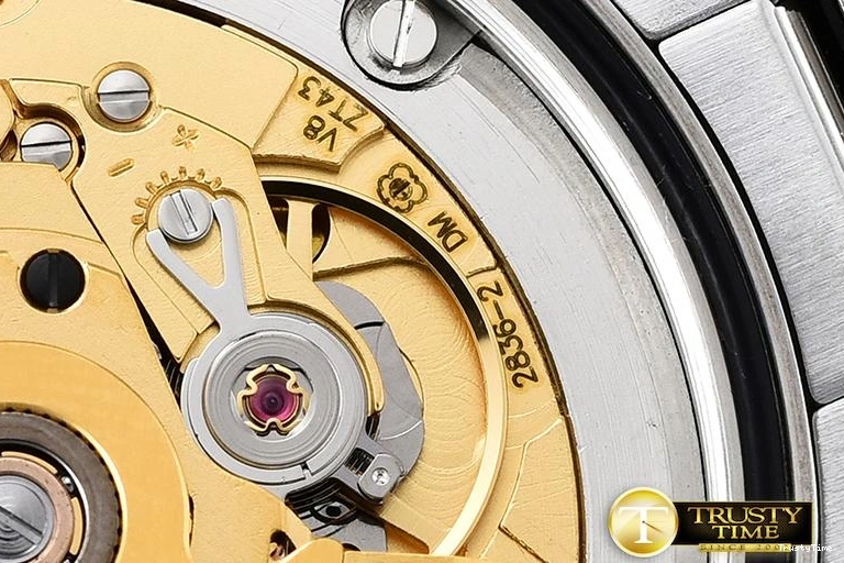 0228 RDD0206C – DayDate Trendsetting 670